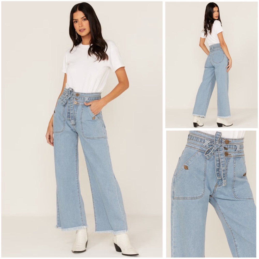 Lola Jeans High Rise Light Wash Reese Wide Leg Frayed Hem Jeans Size 27